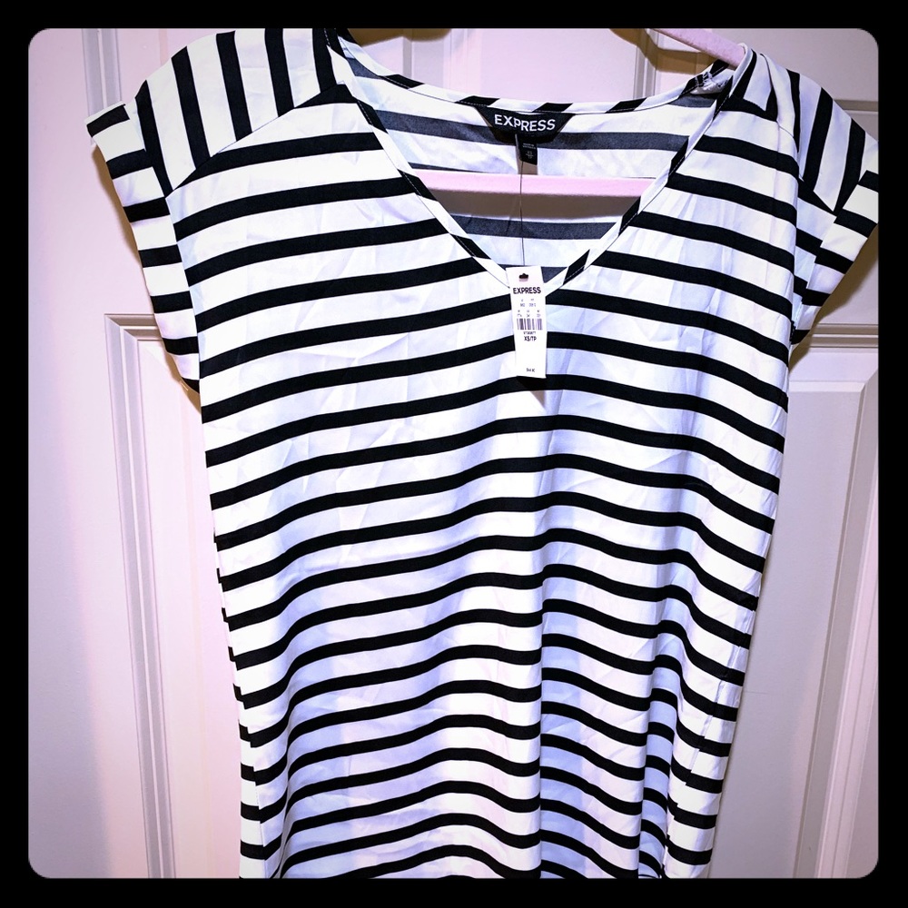 Black and white striped tee